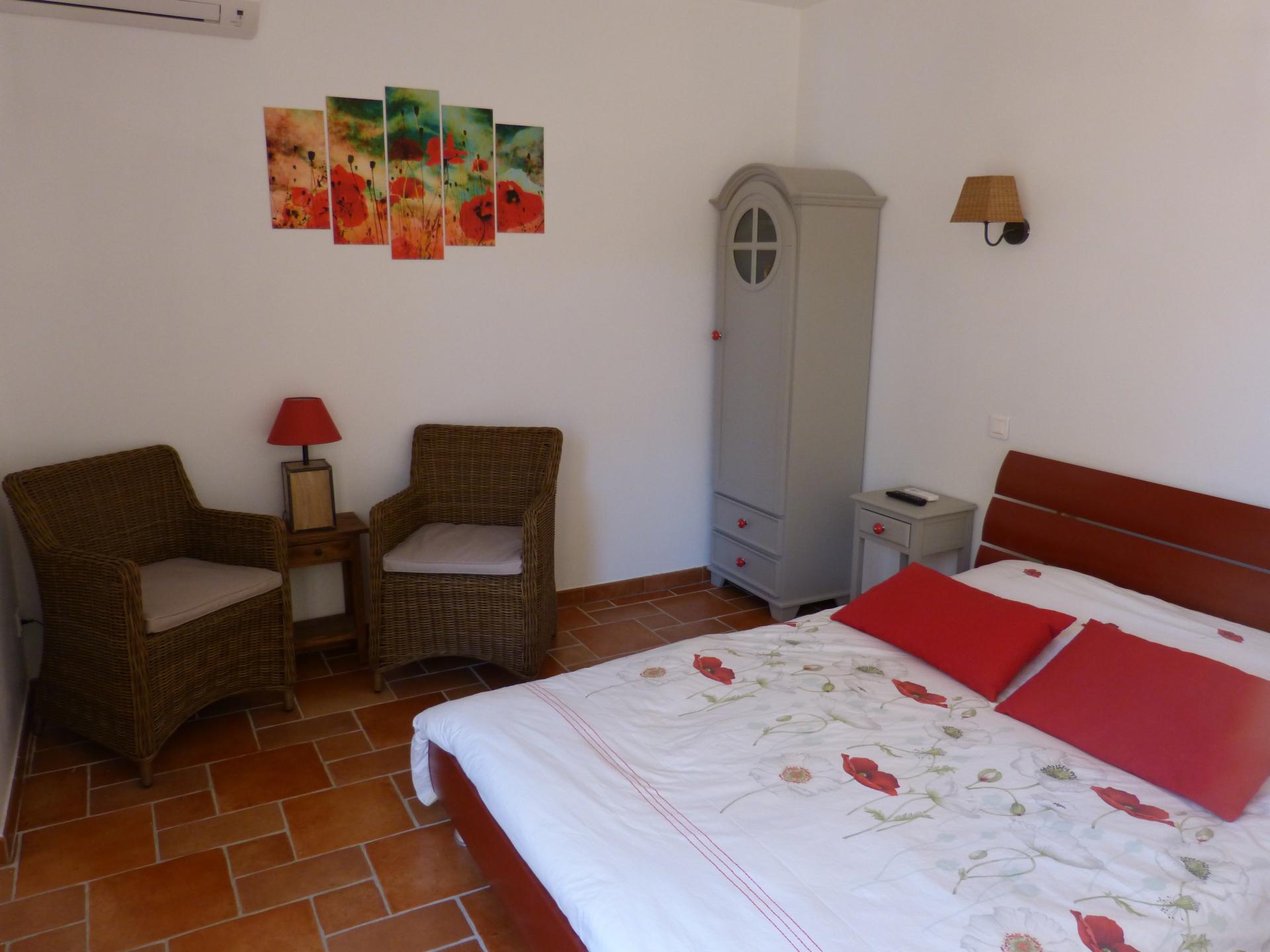 Gite Coquelicots T1bis - 2 pers : chambre
